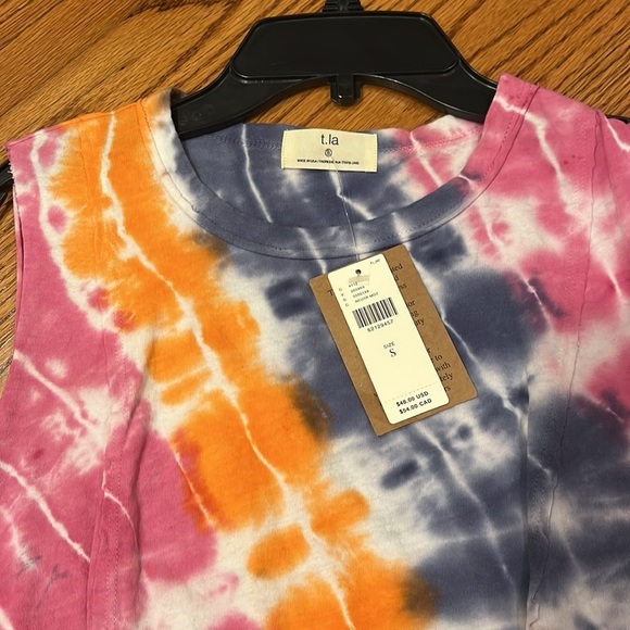 NWT t.La Woman’s Tie Dye Tank Size S - Picture 2 of 4